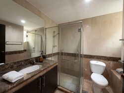 Landbay Condominium (D16), Condominium #569725621